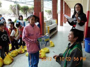 歲末愛心白米及物資已陸續送給北區華光小天使