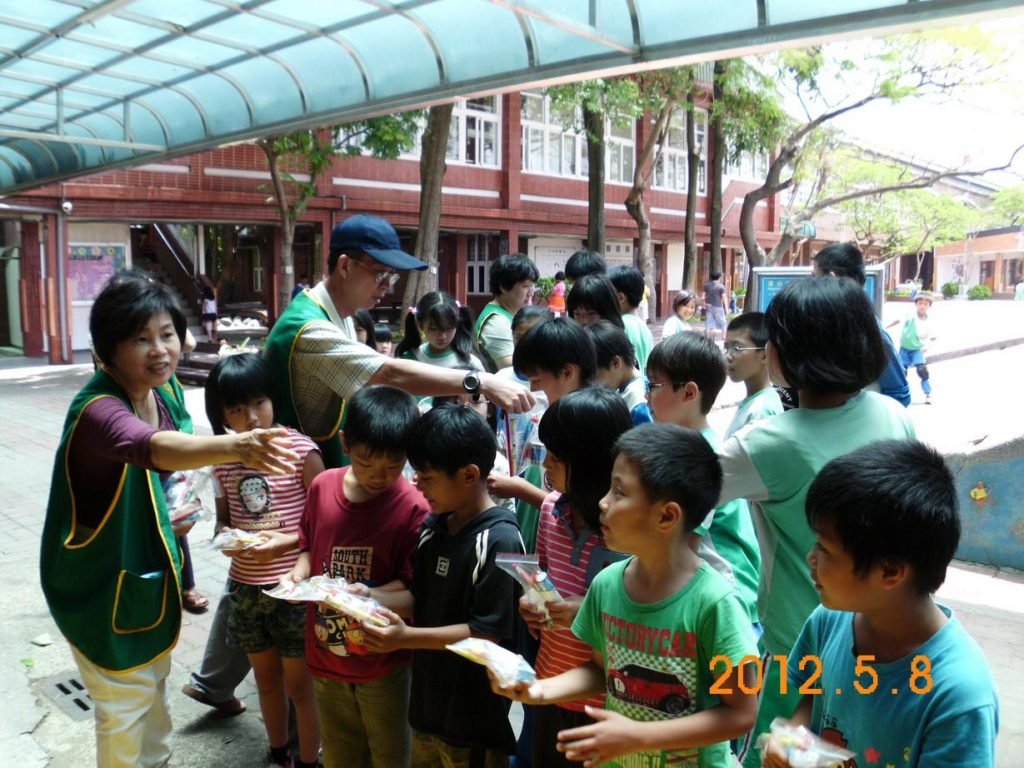 北區華光圓滿完成白米分享及藥佈施活動