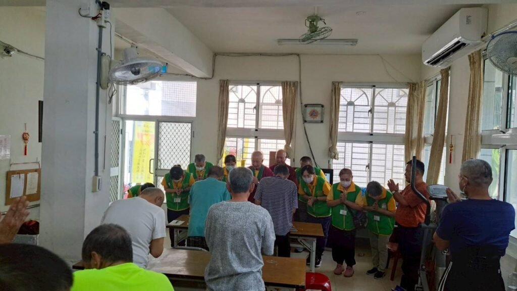 華光南區-114年7月華光心靈關懷活動💞岡山榮家＆鳳山慈心園💞風雨無阻 歡喜天使如約而至🫶😇